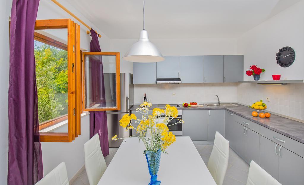 Apartment Lujak Donje Celo Extérieur photo